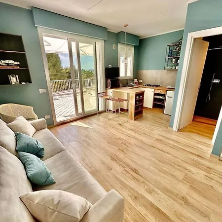 Primula Con Stupenda Terrazza Vista Mare Lägenhet