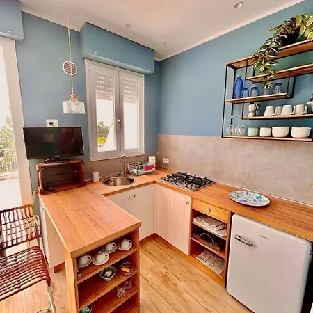 Primula Con Stupenda Terrazza Vista Mare