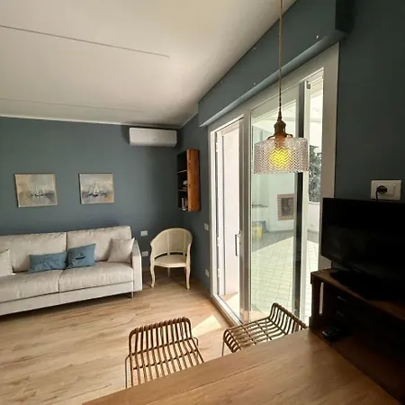 Primula Con Stupenda Terrazza Vista Mare *