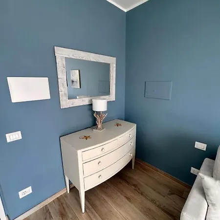 公寓 Primula Con Stupenda Terrazza Vista Mare 努马纳