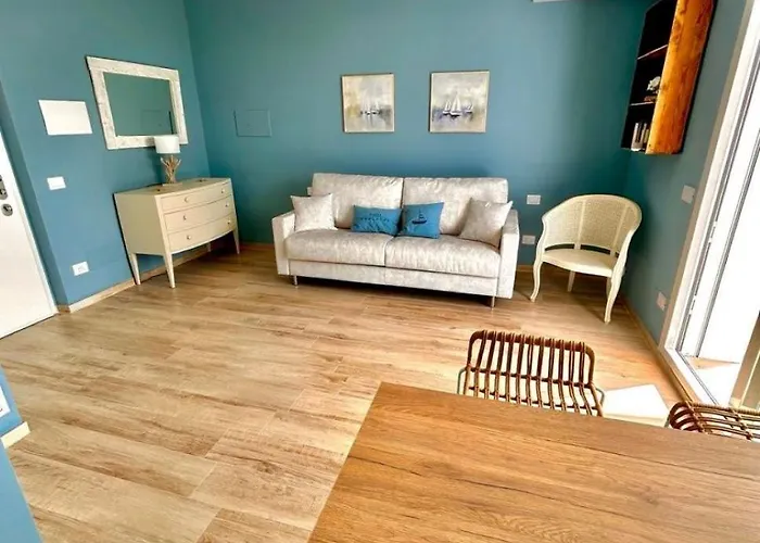 Primula Con Stupenda Terrazza Vista Mare